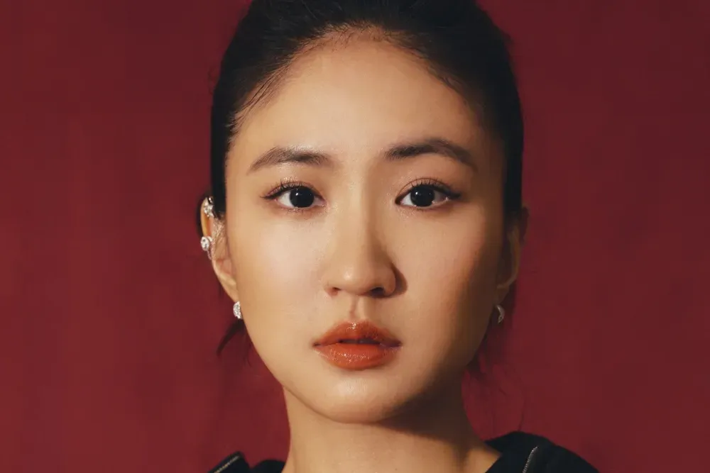 9m88: La cantante taiwanesa que conquista el cine sin dejar la música