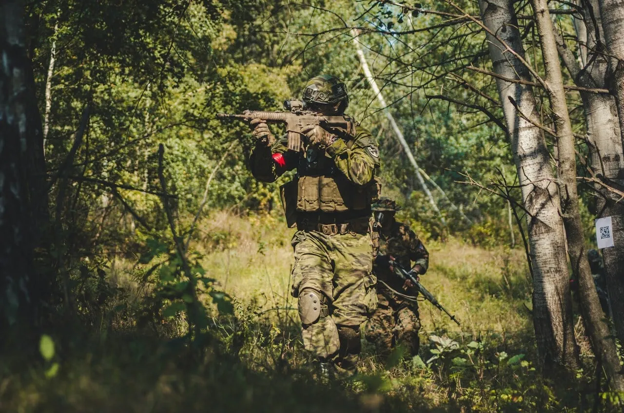 Airsoft: Qué es, Orígenes y Equipamiento Necesario para Jugar