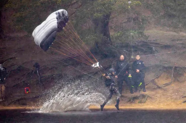 Amazon's Tomb Raider Reboot Halts Filming Due to Sophie Turner Injury - Image 3