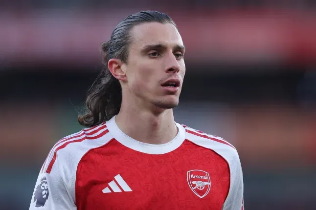 Arsenal Rechaza Ofertas por Calafiori: El Defensa Clave se Queda - Image 1