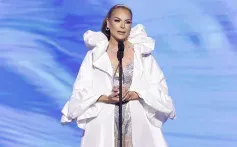 Becky G, Joy y Julieta Venegas Honradas en Billboard Mujeres Latinas en la Música 2026 - Image 1