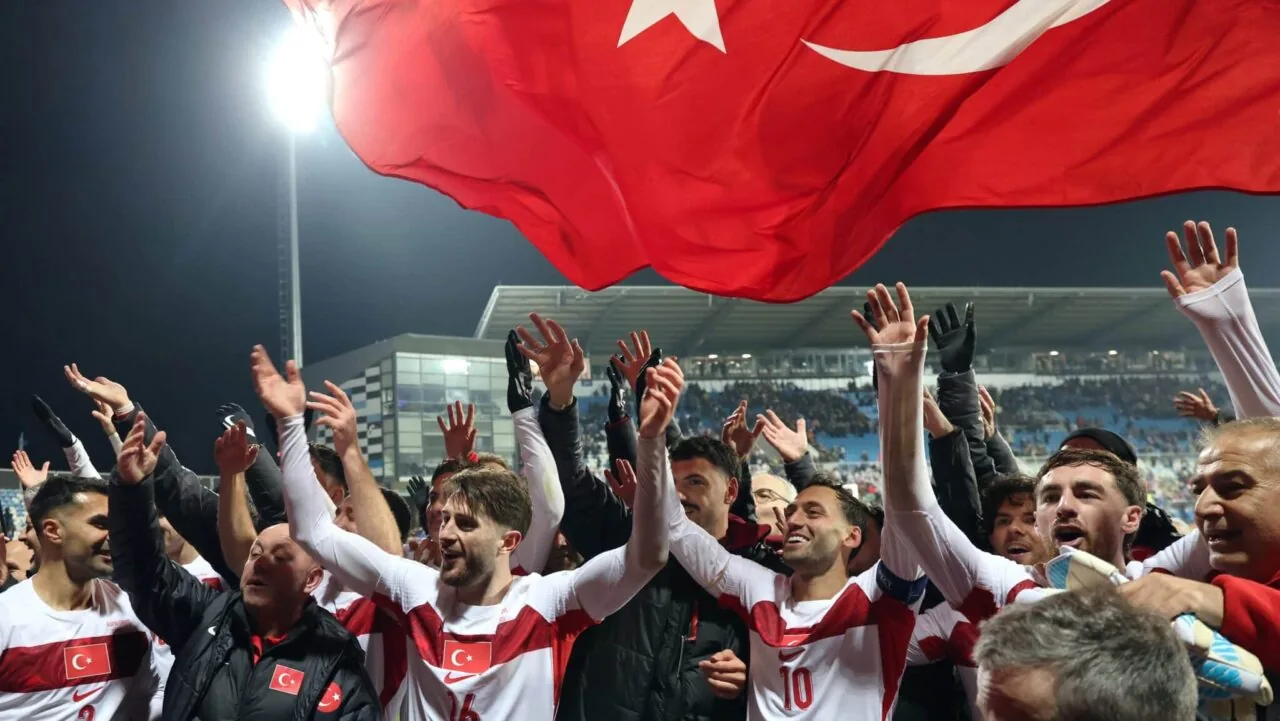 Bosnia and Turkey Roar to World Cup! Epic Celebrations After Key Wins - Image 5