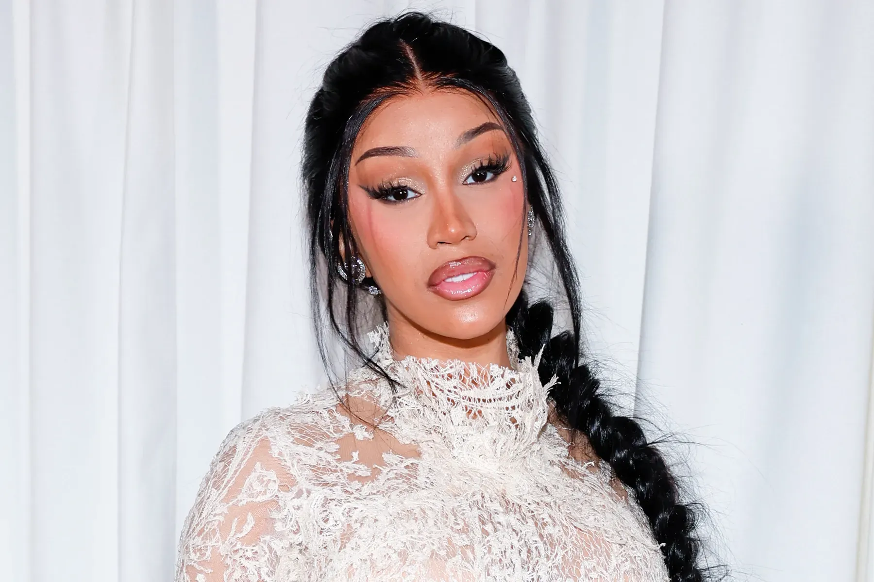 Cardi B Gana Demanda por 'Enough (Miami)': Juez Desestima Acusaciones de Plagio