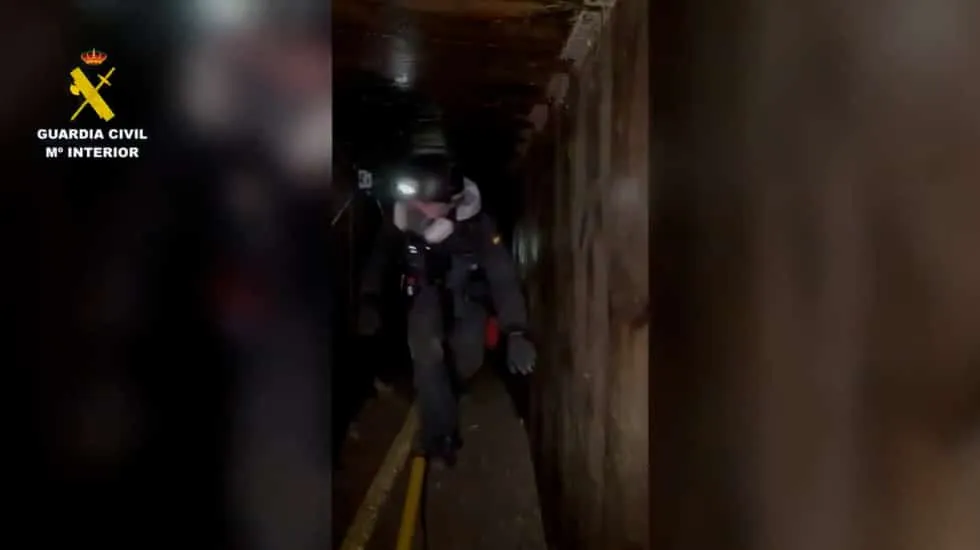 Descubren Narcotúneles en Ceuta: Rutas Subterráneas para el Tráfico de Hachís - Image 1