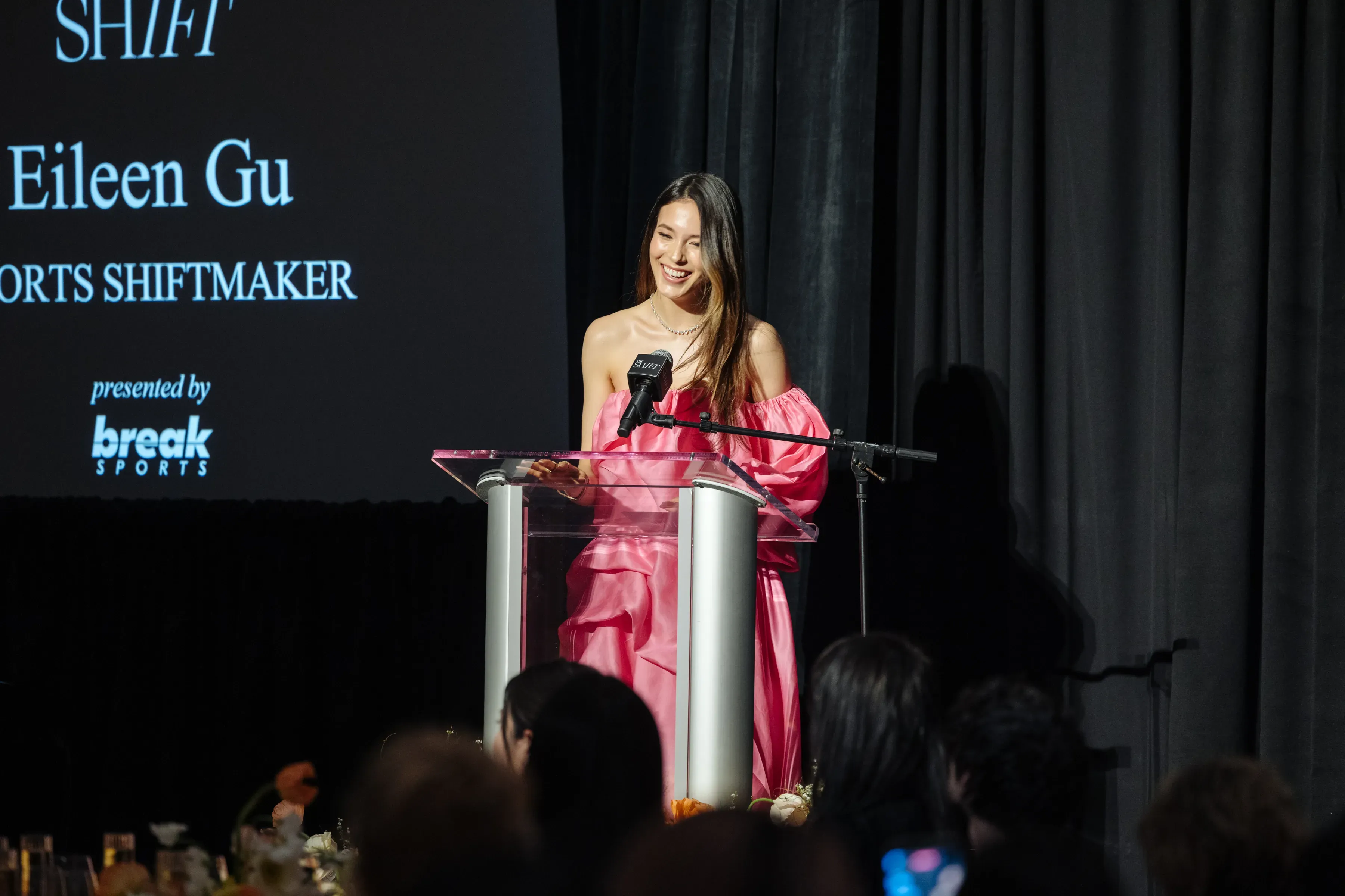 Eileen Gu: Consejos de la Campeona Olímpica para el Éxito Femenino