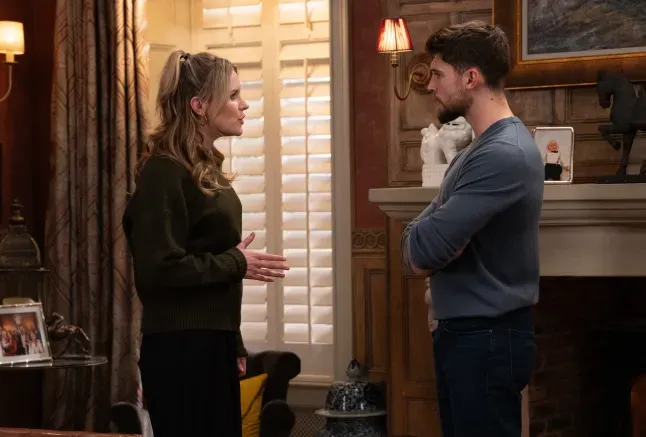 Emmerdale's Olivia Bromley to Leave After 8 Years: Explosive Exit Planned - Image 4