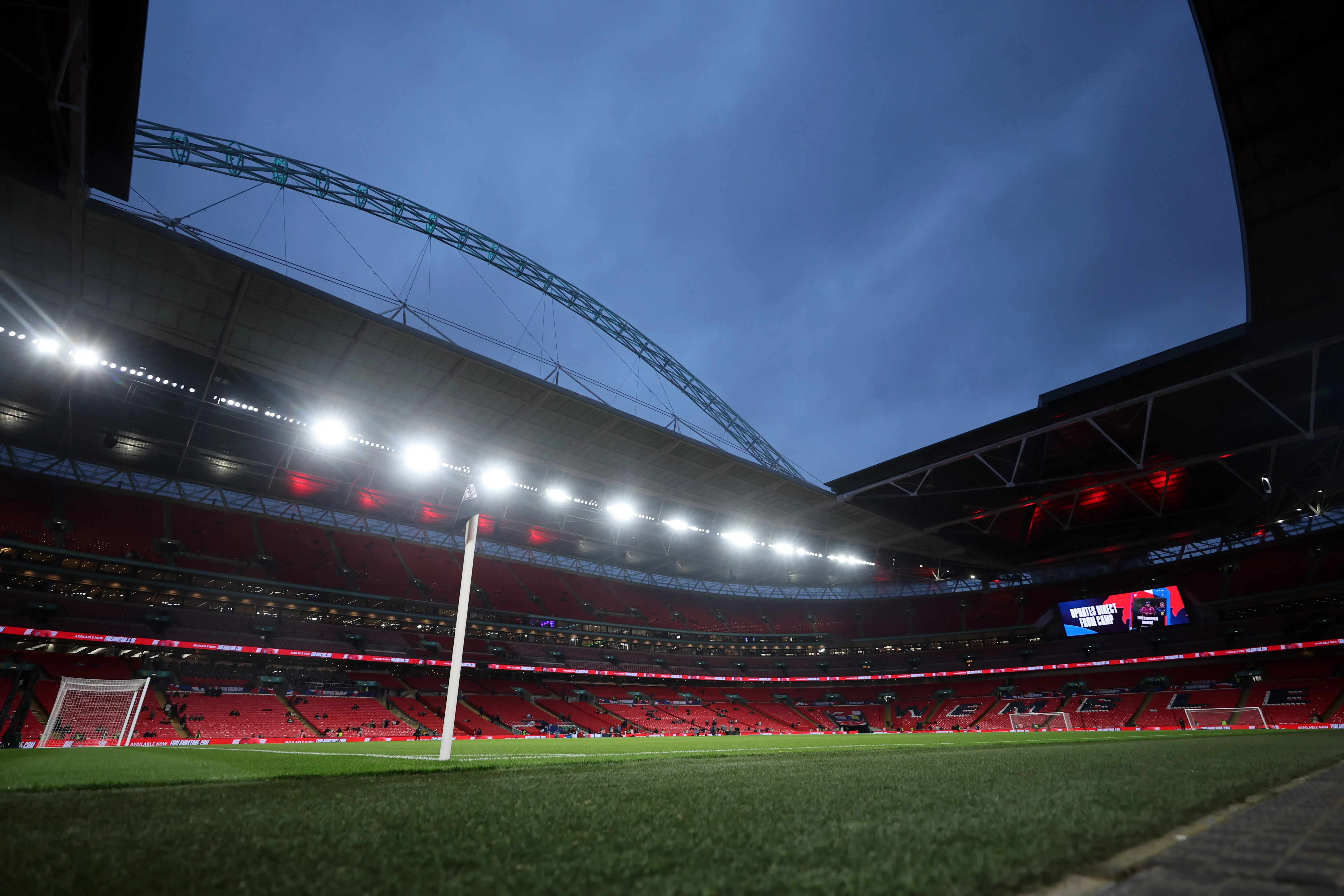 England vs Japan: Confirmed Lineups and Live Score Updates