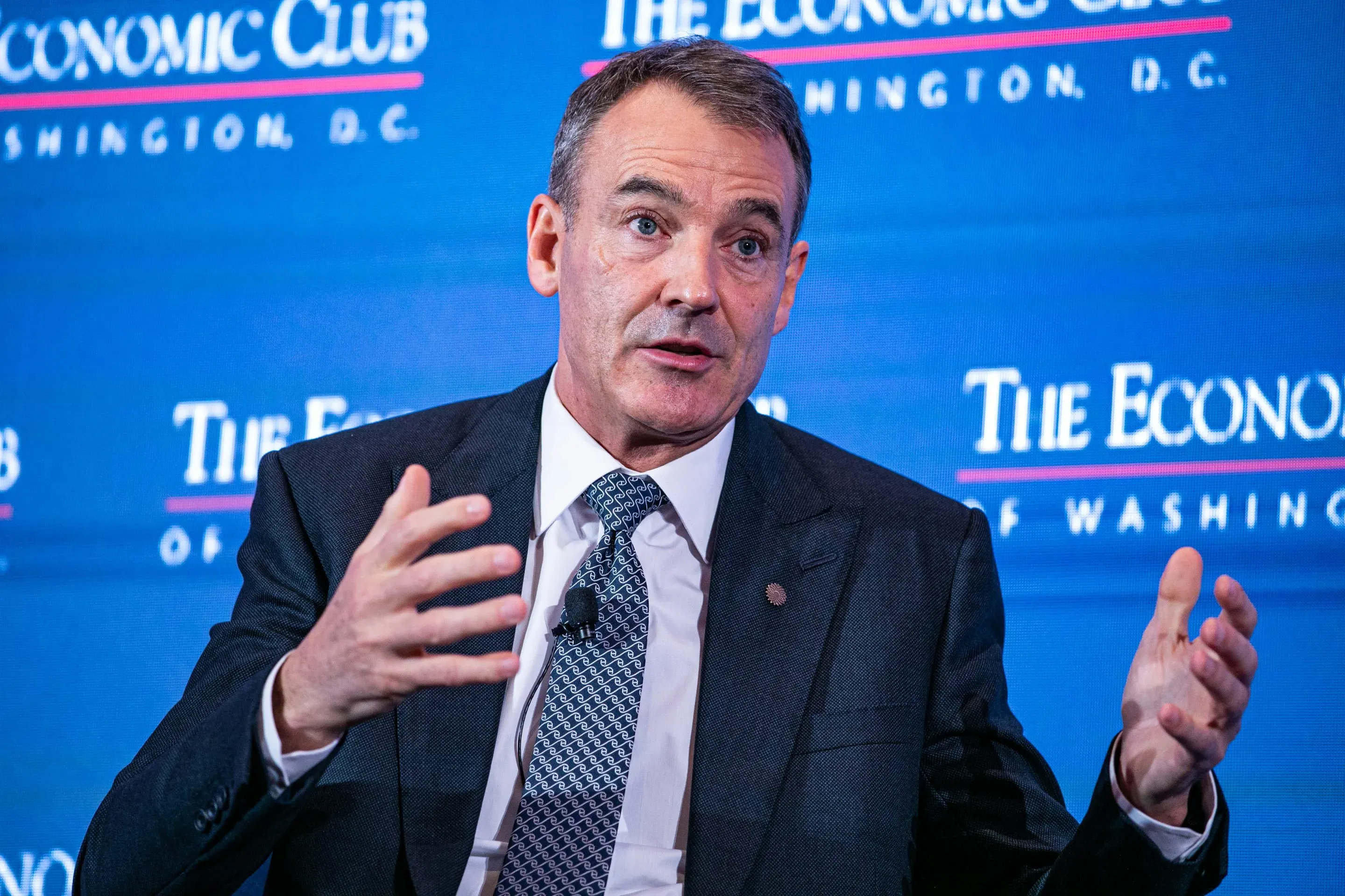 Ex CEO de BP Lidera Desarrollo de Centros de Datos en EEUU