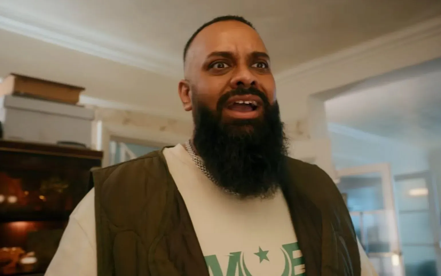 Guz Khan y Riz Ahmed: De un callejón oscuro a la pantalla, una amistad que trasciende