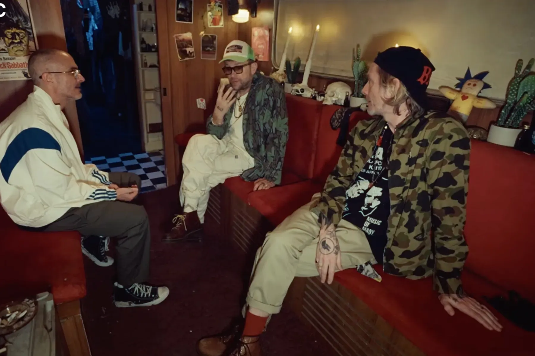 Gorillaz's 2006 Hologram Grammy Performance: A Live Disaster, Says Albarn