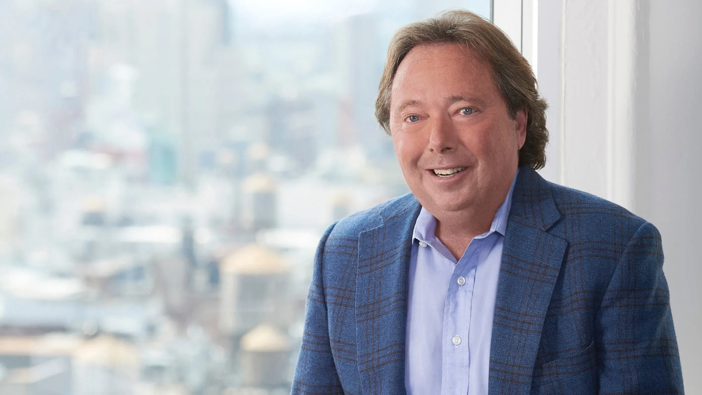 CEO de Imax, Richard Gelfond, en Licencia Médica Temporal por Neumonía