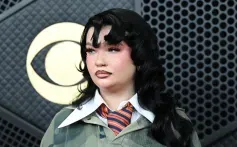 Lola Young Habla de la Recuperación de las Drogas como un 'Proceso Continuo' Tras su Regreso - Image 1