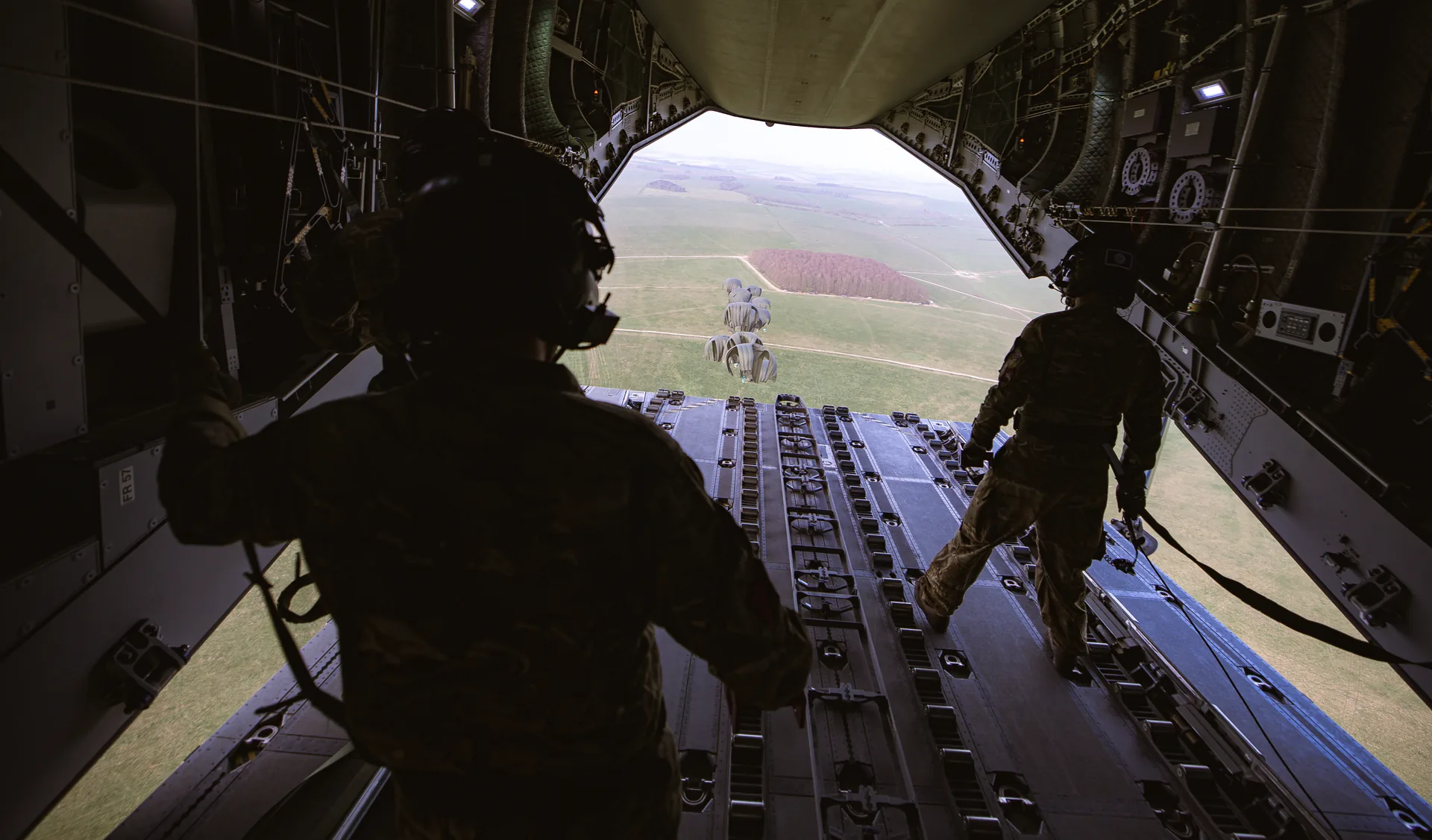 ¡Despliegue Masivo! Reino Unido Simula Invasión para Probar Fuerzas de Reacción Rápida - Image 3