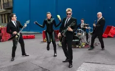 ¡Urgente! Megan Thee Stallion Hospitalizada en Plena Función de Broadway - Image 2