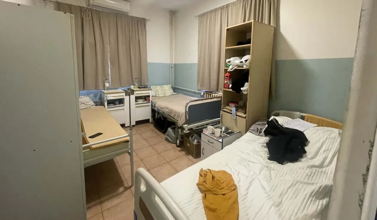 Hospital Psiquiátrico de Montenegro: Hacinamiento y Condiciones Inhumanas - Image 2