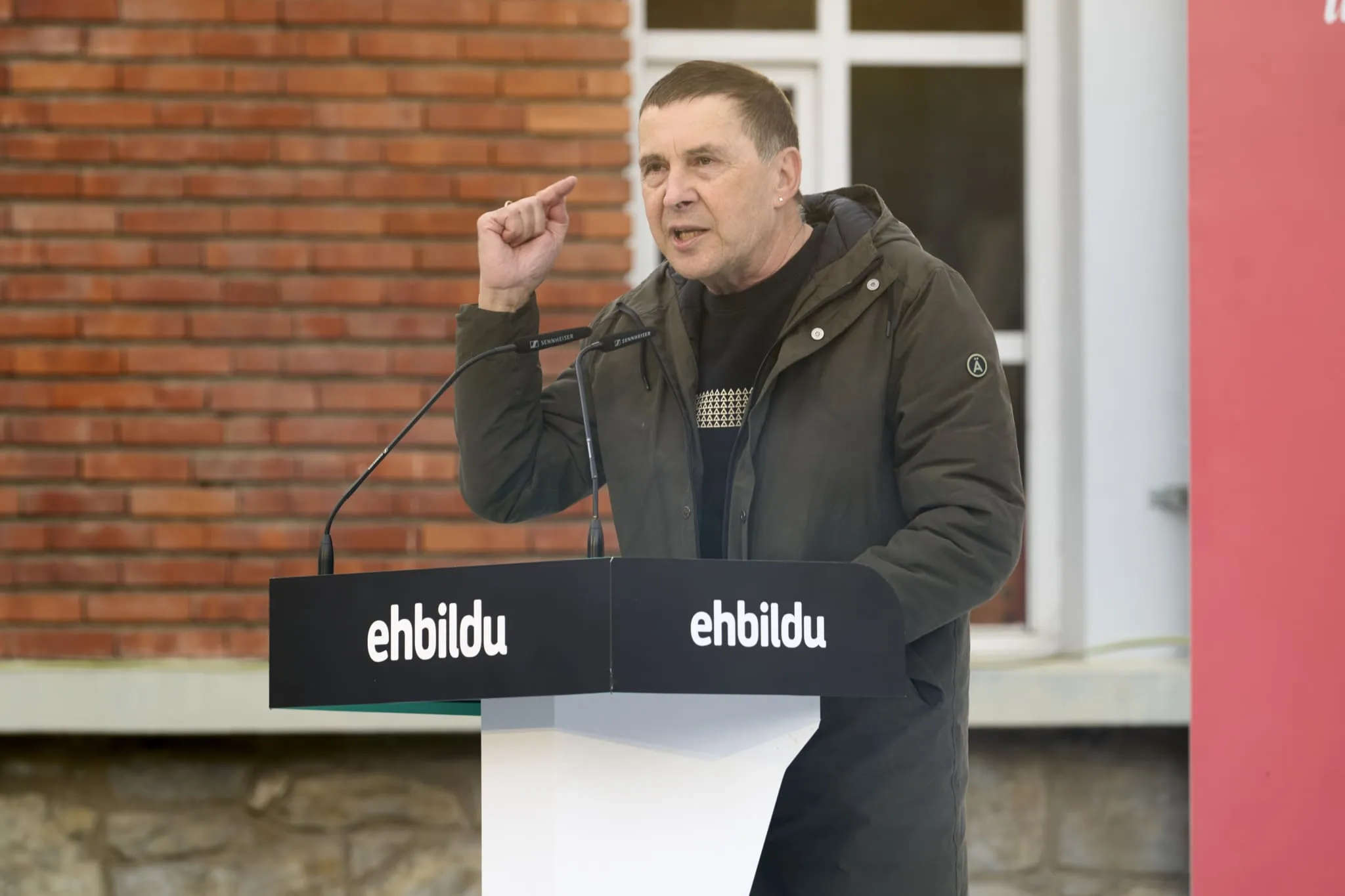 Otegi Reports Death Threats to Justice