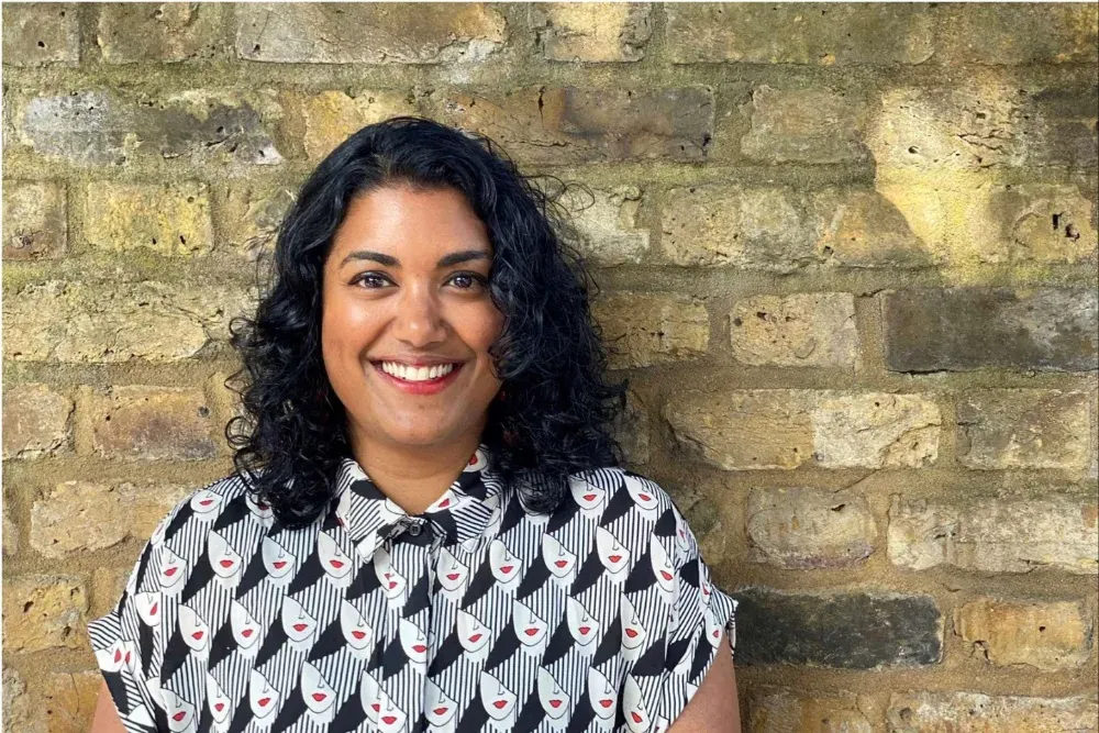 Preethi Mavahalli Deja Poison Pen y Lanza Paper Mill Productions con ITV Studios