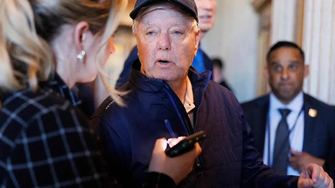 Republicanos Critican a Lindsey Graham por Postura Belicista sobre Irán Republicanos Critican a Lindsey Graham por Postura Belicista sobre Irán