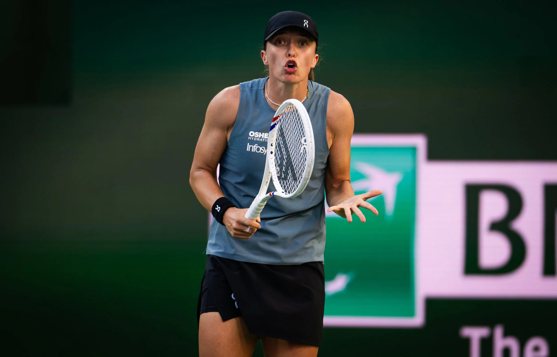 Swiatek's Former Coach Predicts Fissette Replacement, Analyzes Challenges