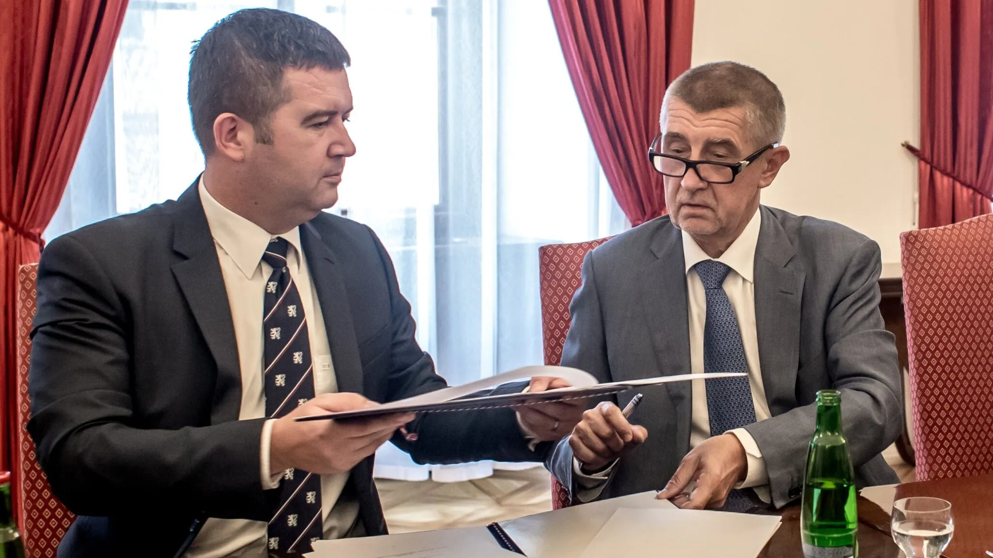 El Declive de la Izquierda en Europa Central: Causas y Consecuencias - Image 3