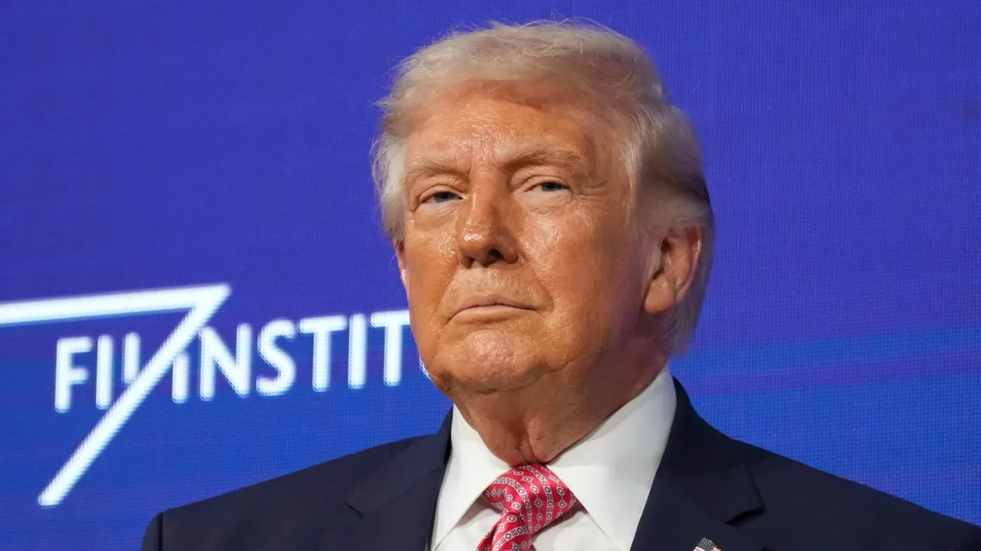 Trump Approval Slips to 33% Amidst Iran Tensions