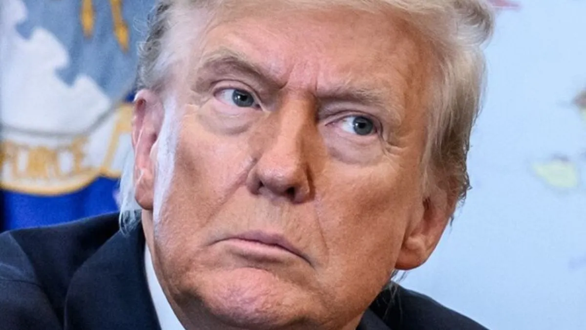 Críticas a Trump por alardear de un salón de $400M en medio de dificultades