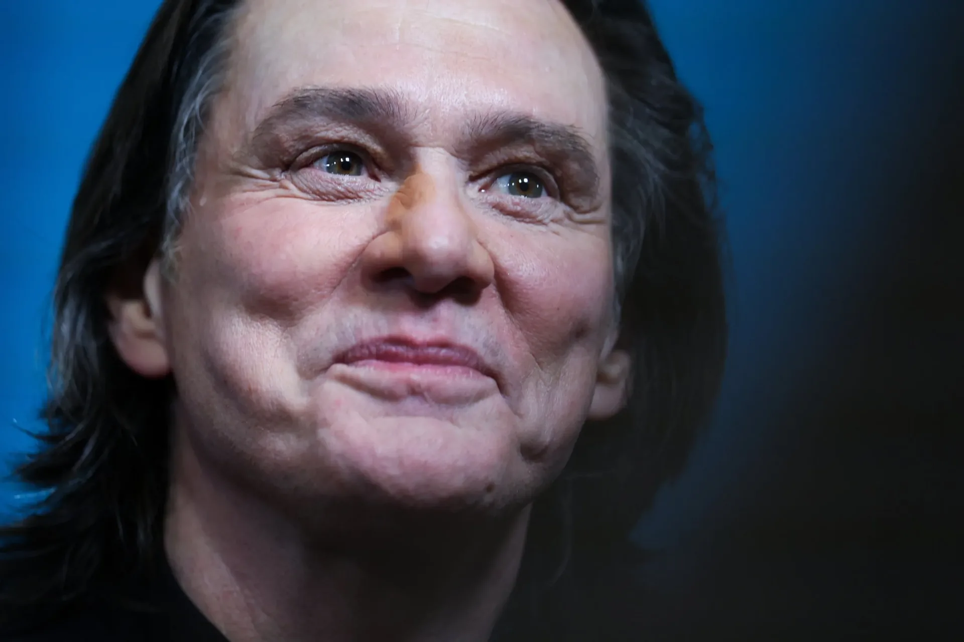 ¡Desenmascarado! Ex de Jim Carrey Revela la Verdad Tras su Inusual Apariencia - Image 3